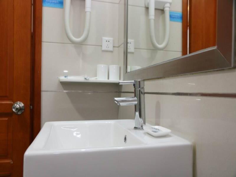 Starway Zhuhai Bihai Hotel מראה חיצוני תמונה